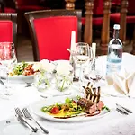 & Restaurant Gutshaus 4* Ludorf