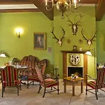 & Restaurant Gutshaus 4* Ludorf