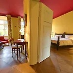 מלון & Restaurant Gutshaus