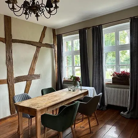 Romantik Gutshaus Ξενοδοχείο 4*