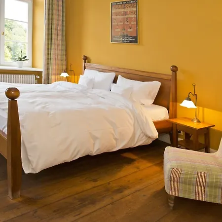 & Restaurant Gutshaus Hotel Ludorf