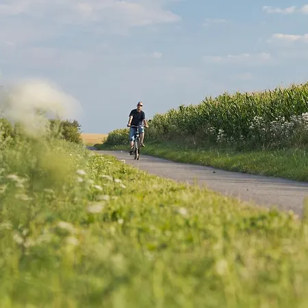 & Restaurant Gutshaus