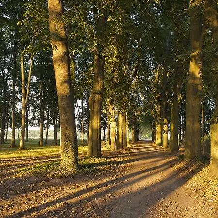 & Restaurant Gutshaus 4*